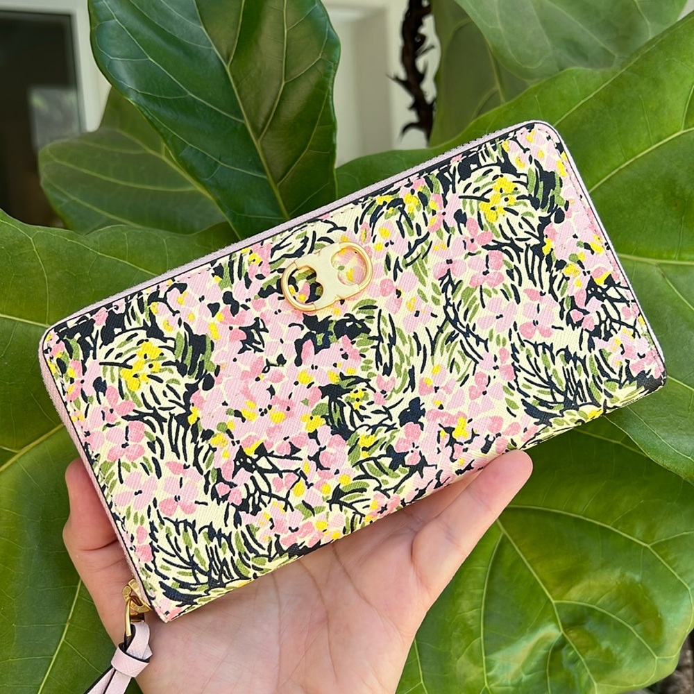 TORY BURCH gemini link zip CONTINENTAL  wallet in flower field pink